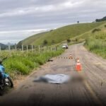 Violência sem trégua: Homem assassinado e outro é baleado em Cambuci (RJ)