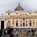 Conclave: cardeais se reúnem na Capela Sistina para definir novo papa