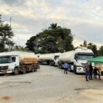 Transportadores de combustíveis entram em greve em Betim (MG)