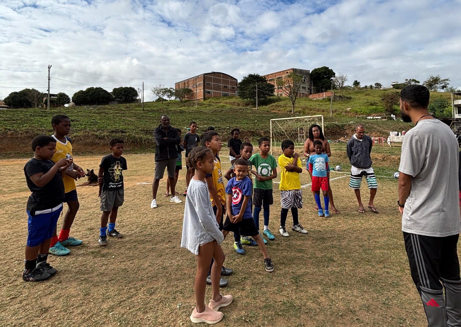 Futebol e fé se unem em projeto que visa inspirar e transformar a juventude em Itaperuna – RJ