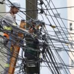 Empresas são notificadas para retirar fios de internet soltos em Itaperuna (RJ)