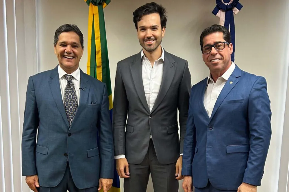 Espírito Santo e Minas Gerais se unem para garantir R$ 30 Bilhões em investimentos ferroviários
