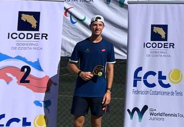 Tenista capixaba de 15 anos conquista vice-campeonato na Costa Rica