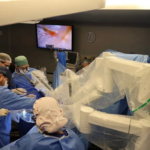 Hospital no ES faz cirurgia cardíaca robótica no valor de R$ 100 mil