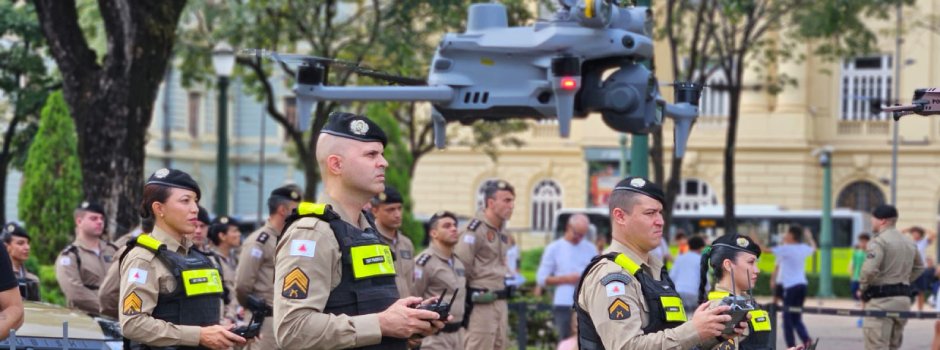 Polícia Militar de Minas Gerais lança pelotão de drones com reconhecimento facial e alerta sonoro