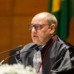 Governador do Rio em exercício exonera 130 servidores em um único dia
