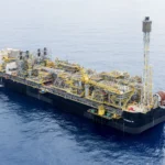 Petrobras abre programa de estágio com bolsa de R$ 1.800 e vagas no ES