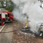 Acidente com colisão e incêndio de veículo mobiliza forças de segurança na RJ-220