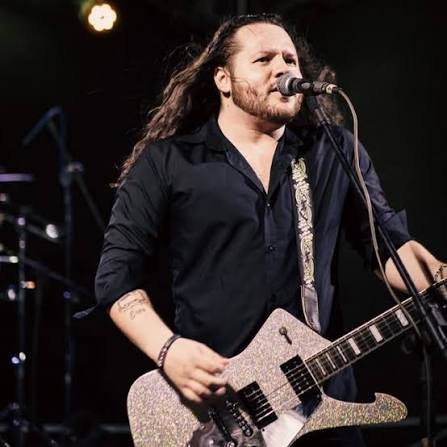 Show de rock com Evandro Vasques e banda vai encerrar a 2ª edição do Kiffer Fight Night em Itaperuna (RJ)