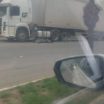 Acidente fatal entre carreta e bicicleta é registrado em Santo Antônio de Pádua (RJ)