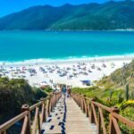 Fim do estacionamento de carros particulares no Pontal do Atalaia, em Arraial do Cabo (RJ)