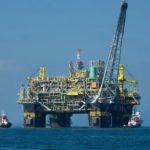 Princípio de incêndio atinge navio offshore na Bacia de Campos e mobiliza equipes de emergência