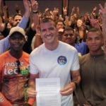 Douglas Ruas apresenta projeto Rio Criativo para apoiar jovens artistas no estado