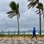 Defesa Civil alerta para chuva forte, raios e ventos intensos no RJ
