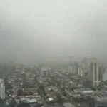 Defesa Civil alerta para chuvas fortes e risco de granizo em São Paulo até quarta-feira (23)