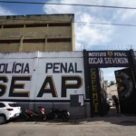 Diretora de presídio no Rio é presa em flagrante suspeita de desviar alimentos de detentas