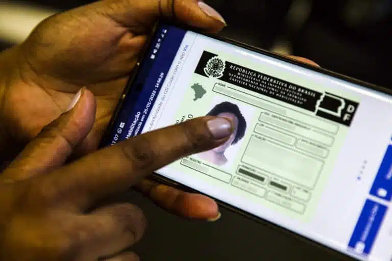 Detran do ES passa a permitir pagamento de débitos veiculares no cartão de crédito