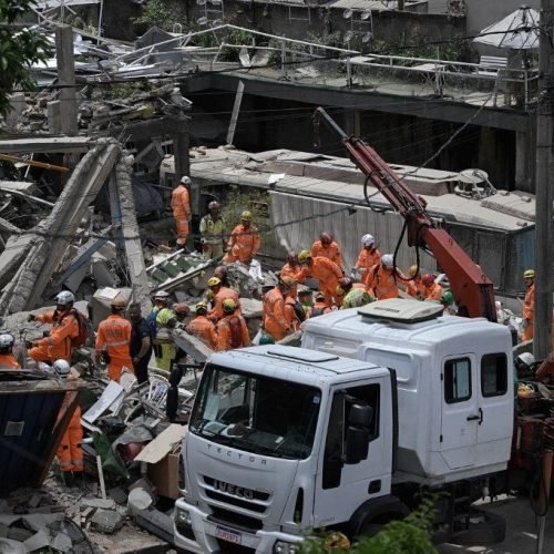 Bombeiros encerram buscas em desabamento no Jardim Vitória, em Belo Horizonte