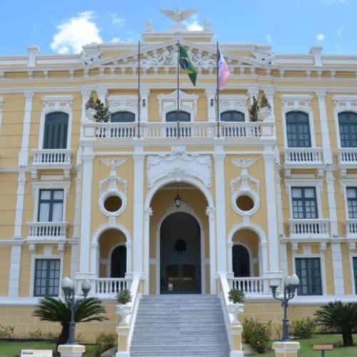 Servidores do ES vão receber abono salarial de até R$ 2.500