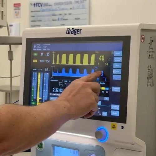 Fundação Cristiano Varella amplia capacidade tecnológica e passa a oferecer tratamento de ponta em urologia