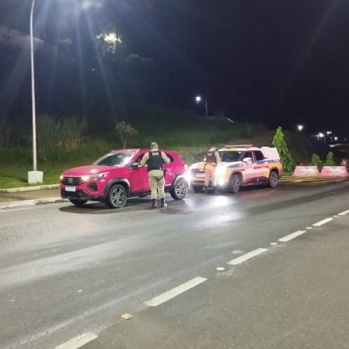 PRF e forças de segurança promovem ação de conscientização “Álcool Zero” na BR-116 em Leopoldina (MG)