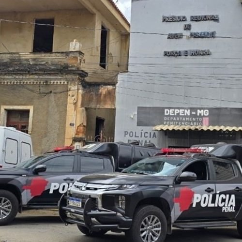 Policiais penais são presos por vender redução de pena a detentos em Além Paraíba (MG)