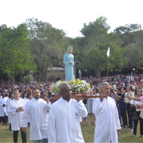 Festa dos 59 anos de devoção atrai quase 25 mil fiéis ao Santuário de Nossa Senhora de Natividade (RJ)