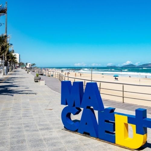 Praia dos Cavaleiros. Macaé/RJ.  Data: 01/11/2024. Foto: Rui Porto FIlho