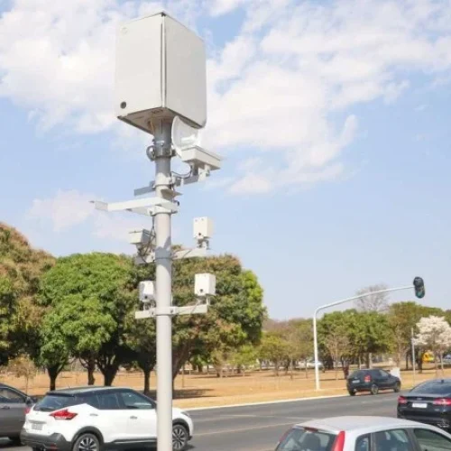 DER-RJ instala novos radares e câmeras em trecho crítico de Aperibé (RJ)