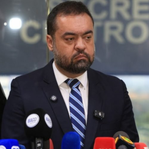 Cláudio Castro veta cessão de agentes de segurança pública para outros órgãos