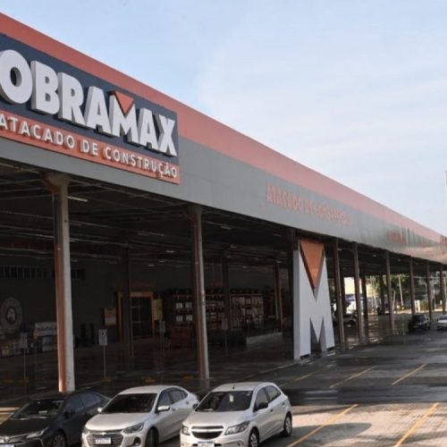 Empresa do setor de material de construção abre mais de 700 vagas para cursos gratuitos no Rio