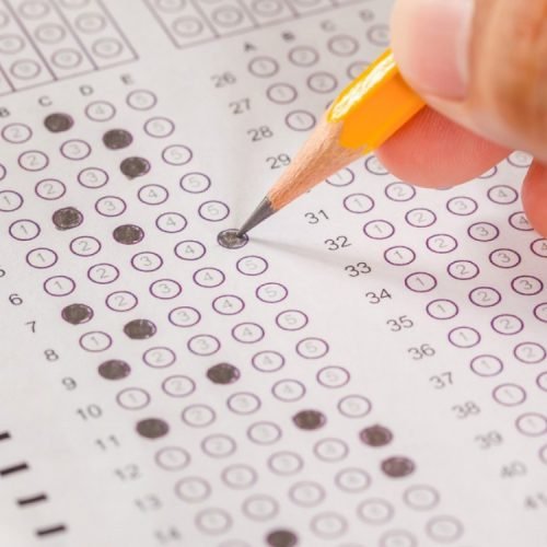 Vestibular Cederj abre inscrições para 2026 com mais de 7 mil vagas em cursos semipresenciais