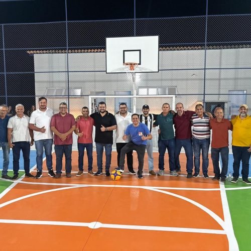 Prefeitura de Italva reinaugura quadra esportiva Maria da Penha Júnior Moura após reforma