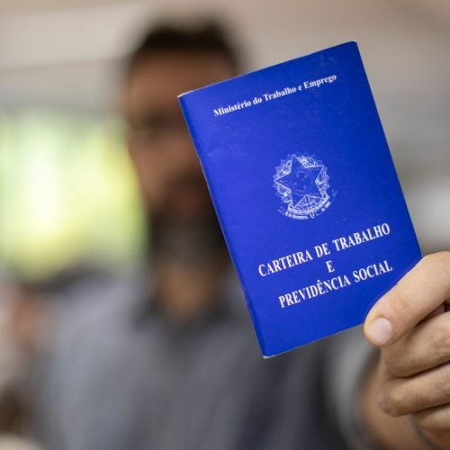 SINE Muriaé (MG) abre 55 vagas de emprego nesta terça com salários de até R$ 2.800