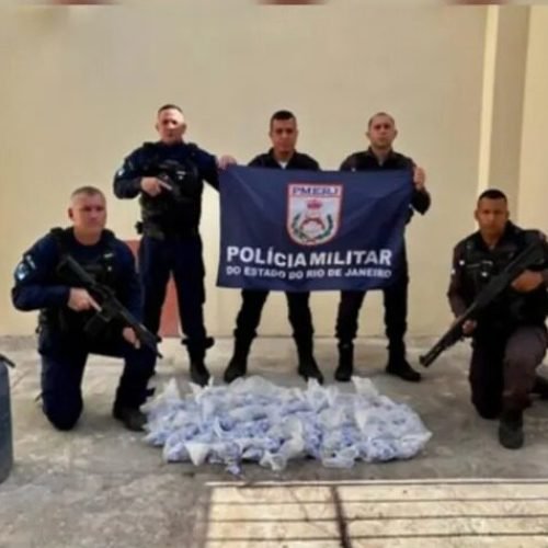 Polícia Militar apreende mais de 3 mil pinos de cocaína em Aperibé/RJ