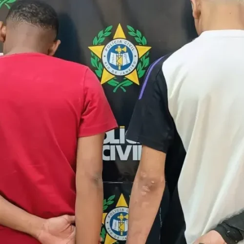 Polícia Civil e Militar de Itaperuna (RJ) prendem em flagrante dois suspeitos de execução de pai e filha