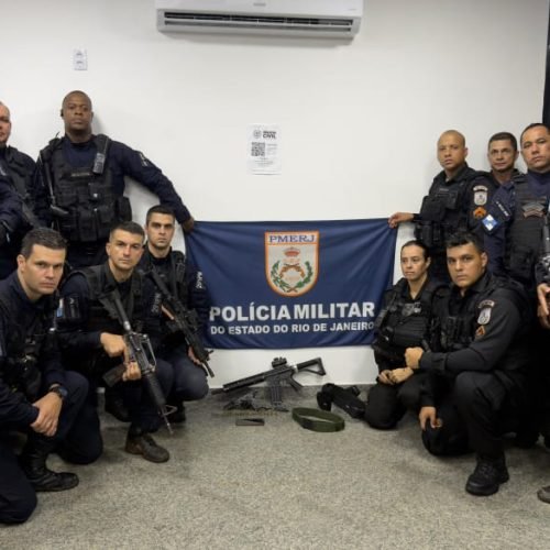 Arma e réplica de fuzil é apreendida em ação rápida da PM após homicídio em Itaperuna