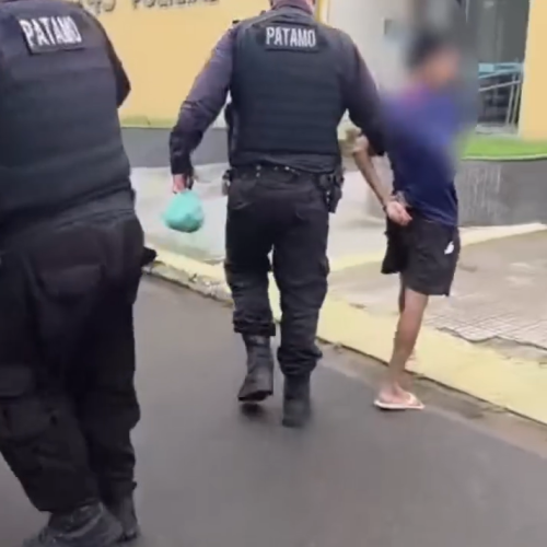 Dois suspeitos são presos por tráfico durante ação do 29º BPM em Itaperuna (RJ)