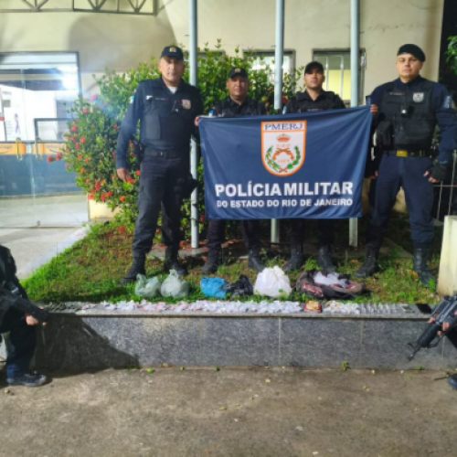 Ação de combate ao tráfico resulta na apreensão de drogas e dois detidos em Bom Jesus do Itabapoana