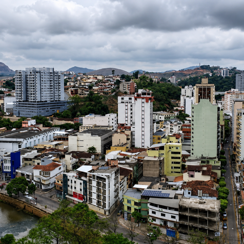 Frente fria aumenta risco de chuva e temporais em Muriaé (MG) e região
