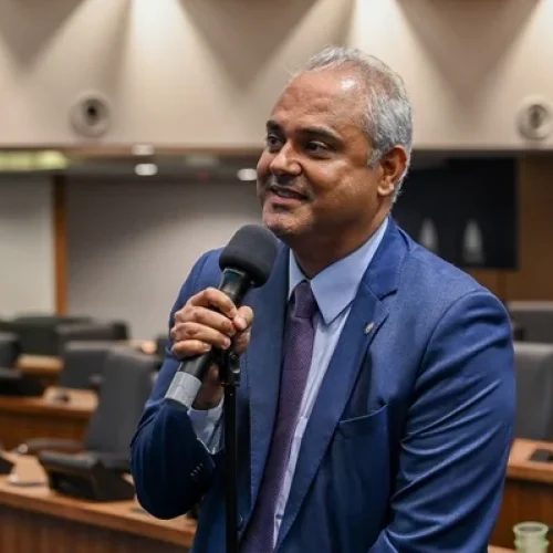 Deputado Jair Bittencourt retorna à Secretaria de Desenvolvimento Regional do Interior, Pesca e Agricultura Familiar