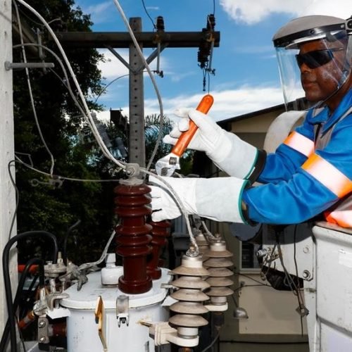 Aneel recomenda ao governo renovação de concessão da Enel RJ por mais 30 anos