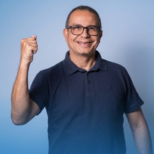 Dr. Nino Crebylon inaugura comitê de campanha para candidatura a deputado federal em Itaperuna (RJ)