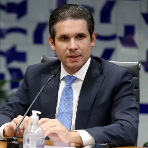 Câmara dos Deputados autoriza novo concurso público com salários de até R$ 34 mil