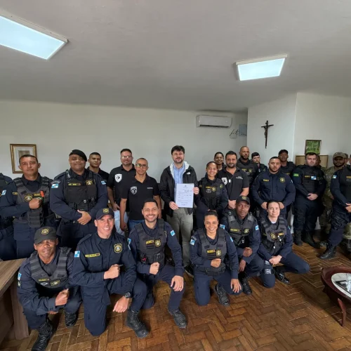 Prefeitura de Porciúncula encaminha projeto que valoriza Guardas Municipais e entrega novos equipamentos