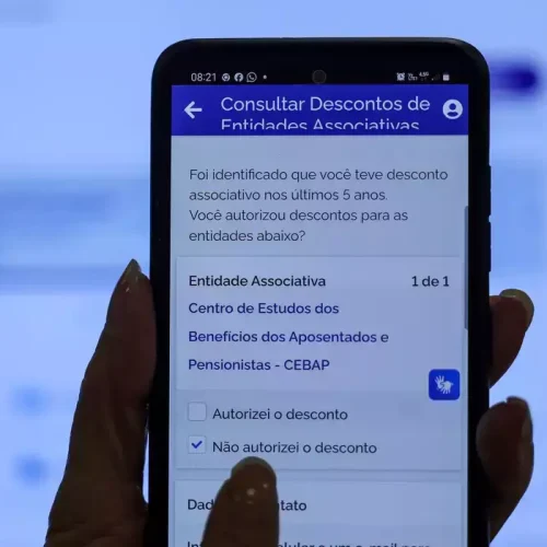 Golpe do ressarcimento do INSS envia mensagem pedindo pagamento de taxa