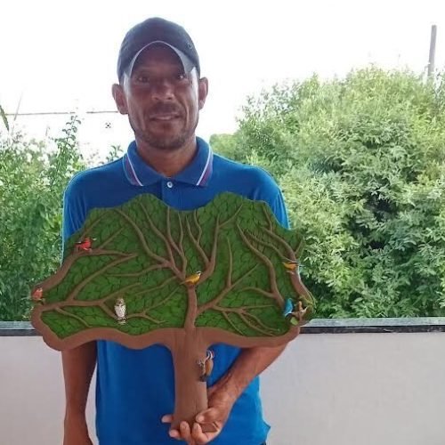 Artesão de Porciúncula (RJ) representa a cidade na maior feira de artesanato da América Latina