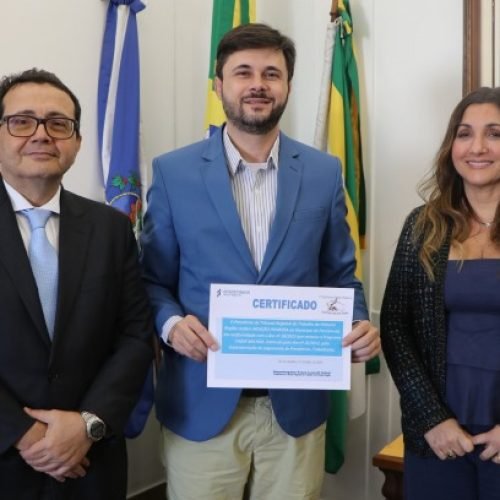 Prefeito de Porciúncula Recebe Certificado de Quitação de Precatórios do TRT-RJ
