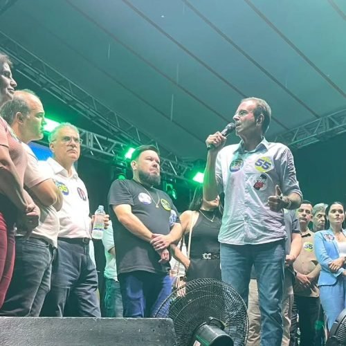Eduardo Paes participa de encontro em Santo Antônio de Pádua (RJ) nesta terça-feira (22)
