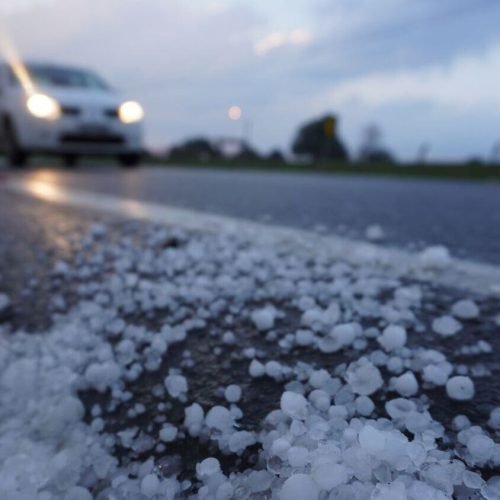 Defesa Civil do Espírito Santo emite alerta para chuva intensa, raios e granizo no Estado